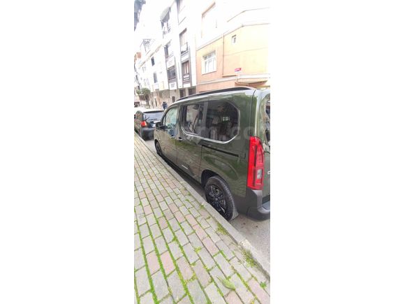 Sahibinden Citroen Berlingo 1.5 BlueHDI Max 2025 Model 
