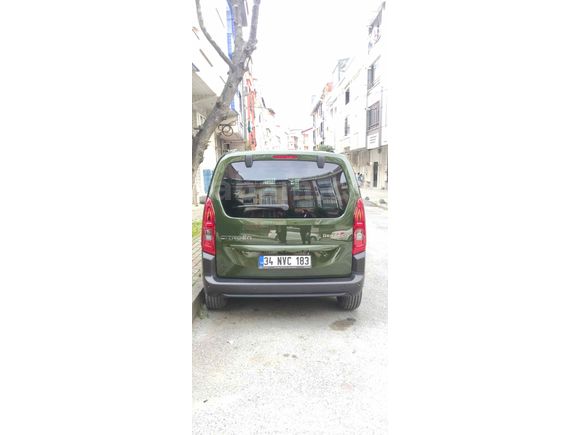 Sahibinden Citroen Berlingo 1.5 BlueHDI Max 2025 Model 