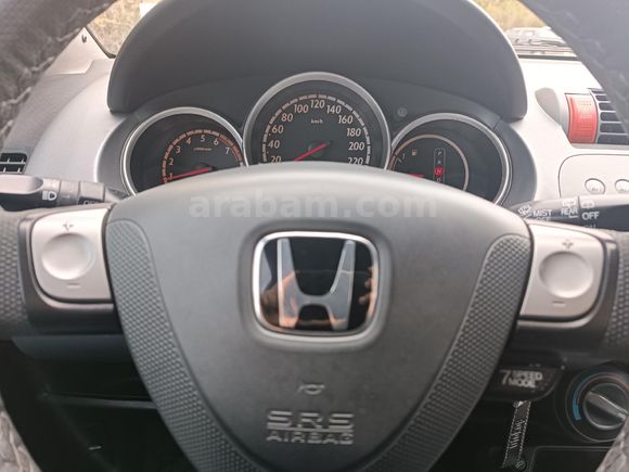 BAKIMLI OTOMATİK HONDA JAZZ