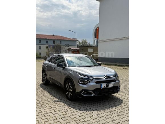 Sahibinden Citroen C4 1.2 PureTech Shine 2024 Model 