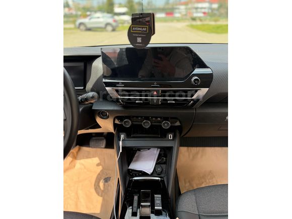 Sahibinden Citroen C4 1.2 PureTech Shine 2024 Model 