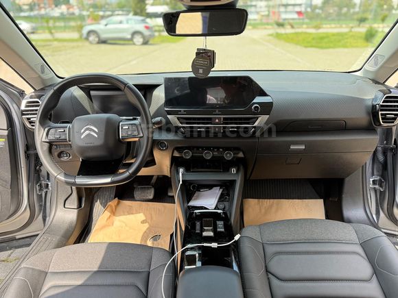 Sahibinden Citroen C4 1.2 PureTech Shine 2024 Model 