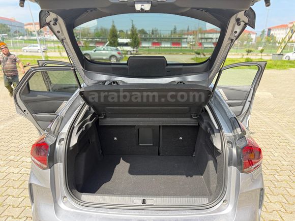 Sahibinden Citroen C4 1.2 PureTech Shine 2024 Model 