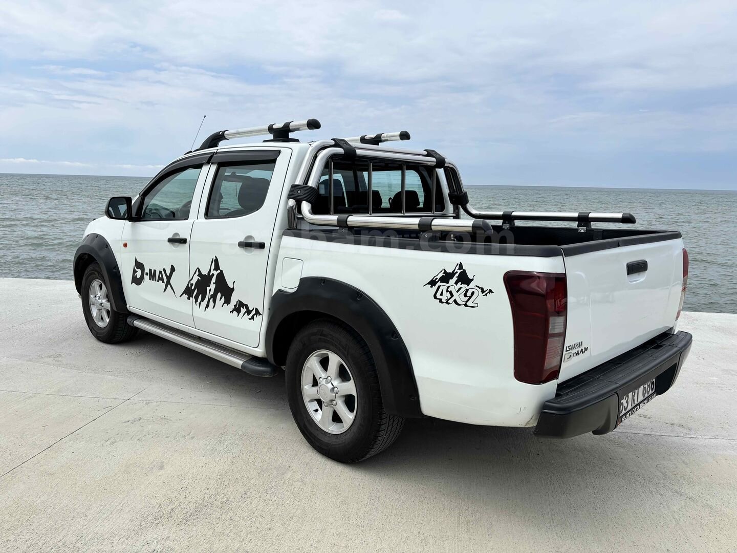 Galeriden Isuzu D-Max 2.5 4x2 2017 Model Rize 6