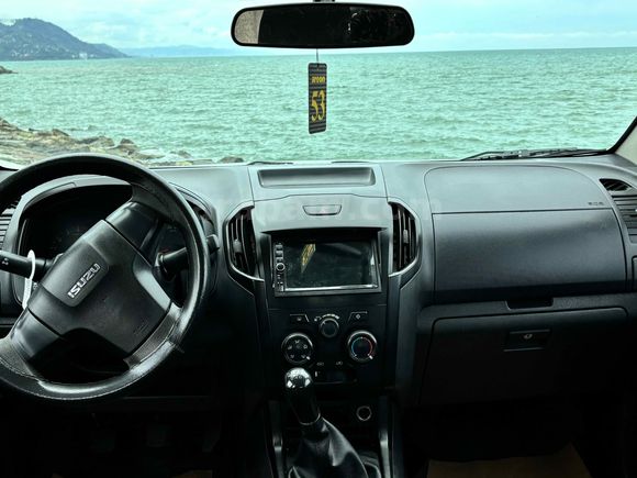 Galeriden Isuzu D-Max 2.5 4x2 2017 Model Rize