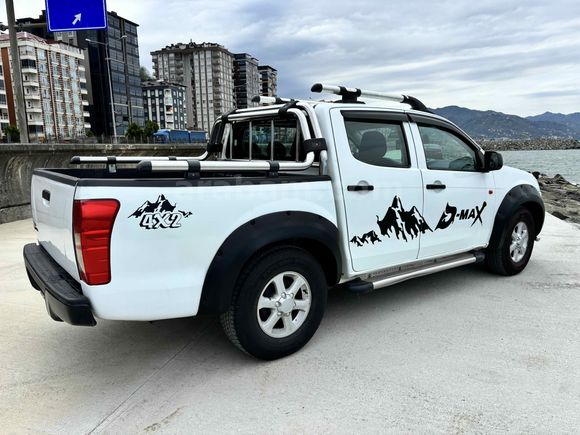 Galeriden Isuzu D-Max 2.5 4x2 2017 Model Rize