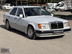 ŞAHİNLER'DEN-1986 MERCEDES E230 BAKIMLI