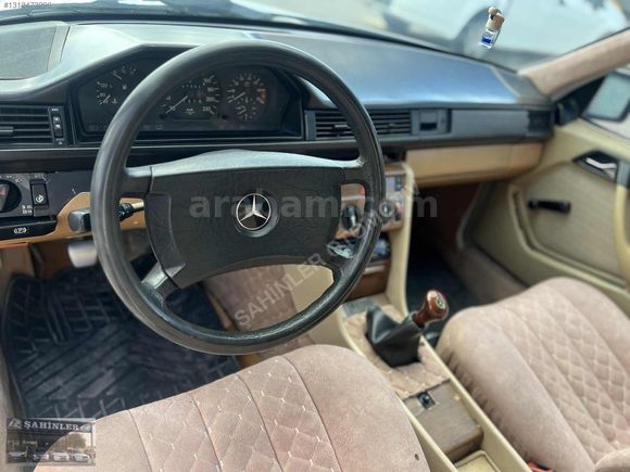 ŞAHİNLER'DEN-1986 MERCEDES E230 BAKIMLI