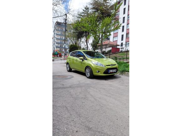 Sahibinden Ford Fiesta 1.4 Titanium 2009 Model