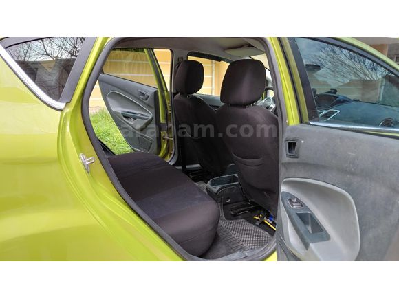 Sahibinden Ford Fiesta 1.4 Titanium 2009 Model