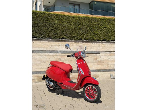 2023 VESPA PRİMAVERA 150 RED PRODUCT ÖZEL SERİ