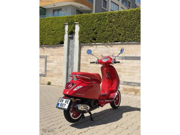 2023 VESPA PRİMAVERA 150 RED PRODUCT ÖZEL SERİ