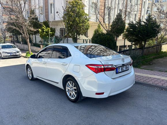 Sahibinden Toyota Corolla 1.4 D-4D Advance 2014 Model 