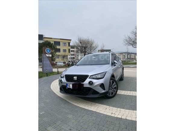 Sahibinden Seat Arona 1.0 EcoTSI Style 2023 Model Bursa 41.000 km Gri