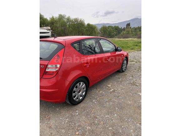Sahibinden Hyundai i30 1.6 CRDi Select 2008 Model 