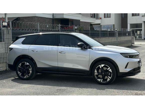 Sahibinden Opel Grandland-e GS 2025 Model 