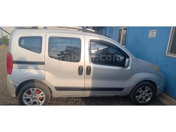 Sahibinden Fiat Fiorino Combi 1.3 Multijet Emotion 2011 Model  243.000 km Gri