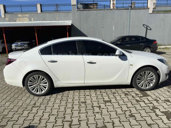Sahibinden Opel Insignia 1.6 T Cosmo 2015 Model 