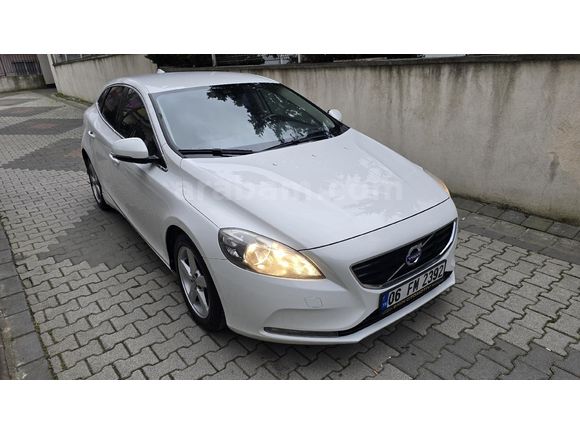 2014 HAYALET EKRAN GERİ GÖRÜŞ 145 BİN KMDE V40 1.6 D2 PREMİUM