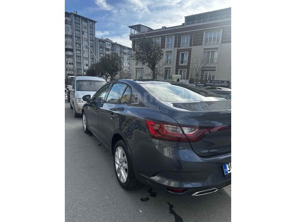 Sahibinden Renault Megane 1.3 TCe Touch 2025 Model 