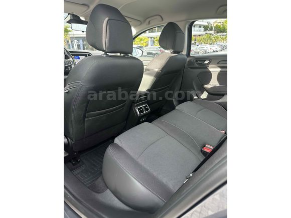 Sahibinden Renault Megane 1.3 TCe Touch 2025 Model 