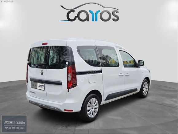 ASF Ford'dan %0 Faiz Fırsatıyla 2024 Renault Express!