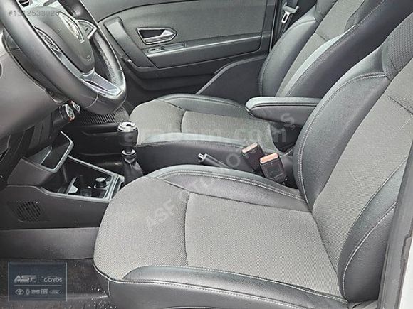 ASF Toyota'dan 2024 Express Combi 1.5 Bdci Touch Orijinal %20Kdv