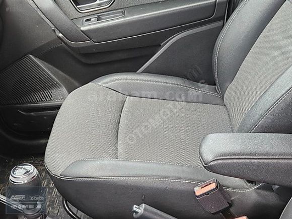 ASF Toyota'dan 2024 Express Combi 1.5 Bdci Touch Orijinal %20Kdv