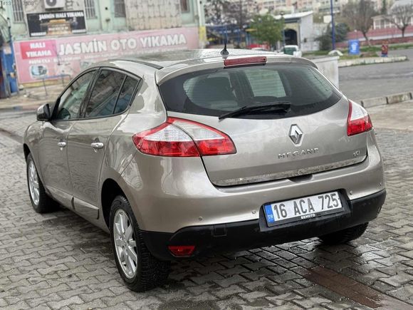 160.000 KM EMSALSİZ MEGANE 1.5 DCİ PRİVİLEGE