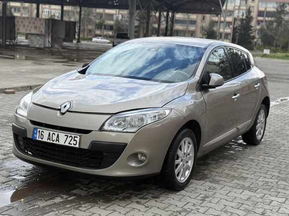 160.000 KM EMSALSİZ MEGANE 1.5 DCİ PRİVİLEGE