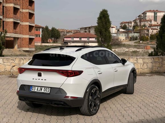HATASIZ CUPRA FORMENTOR BEYAZ BEATS İLERİ SÜRÜŞ FULL
OPSIYONLU