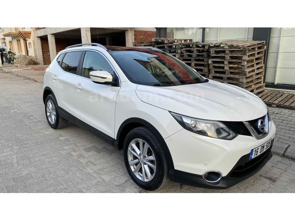 Sahibinden Nissan Qashqai 1.2 DIG-T Sky Pack 2014 Model 