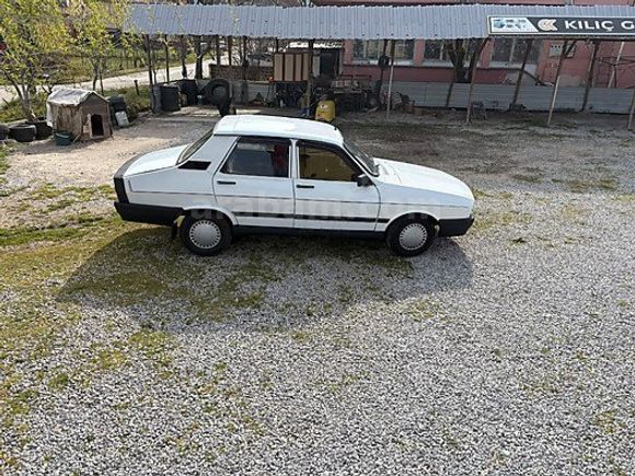 kılıç galarıden satılık 1996 model Toros görülmeye değer