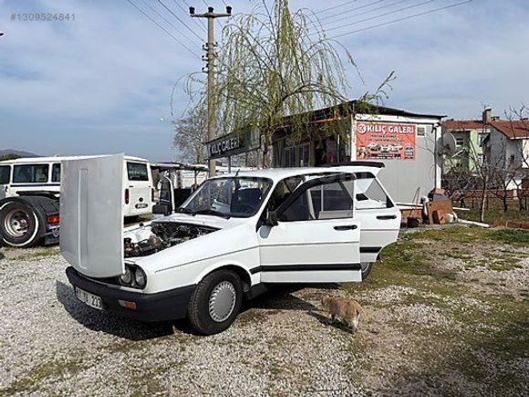 kılıç galarıden satılık 1996 model Toros görülmeye değer