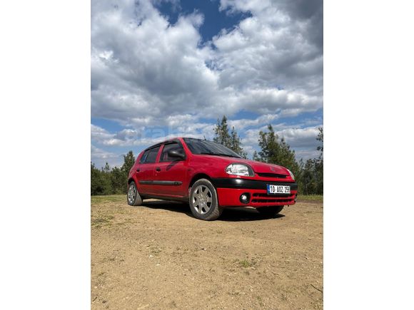 Kılıç galeriden satılık 2001 model Clio