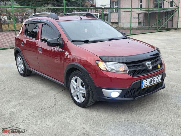 E K GARAJ'dan 2013 DACİA SANDERO STEPWAY 1.5 DCİ HATASZ BOYASZ