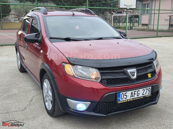 E K GARAJ'dan 2013 DACİA SANDERO STEPWAY 1.5 DCİ HATASZ BOYASZ