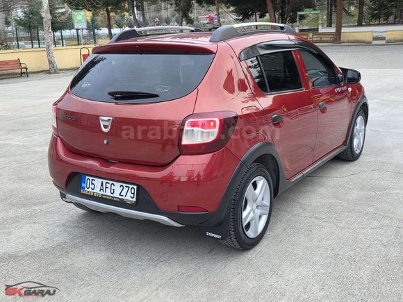 E K GARAJ'dan 2013 DACİA SANDERO STEPWAY 1.5 DCİ HATASZ BOYASZ