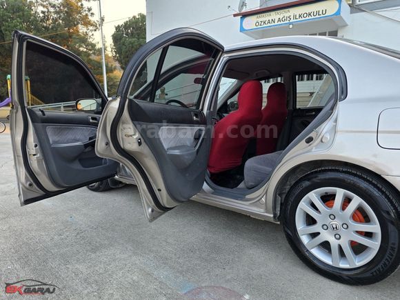 E K GARAJ'dan 2002 HONDA 1.6 V_TECH TEMİZ KUSURSUZ