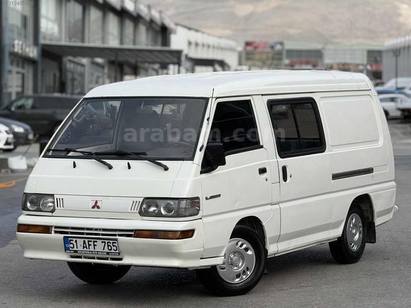 Mitsubishi L 300