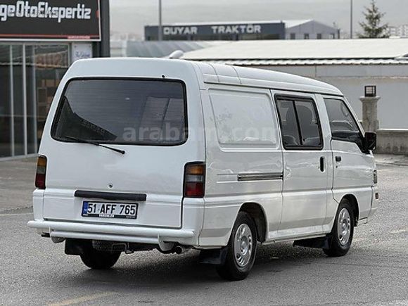 Mitsubishi L 300