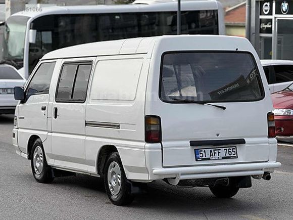 Mitsubishi L 300