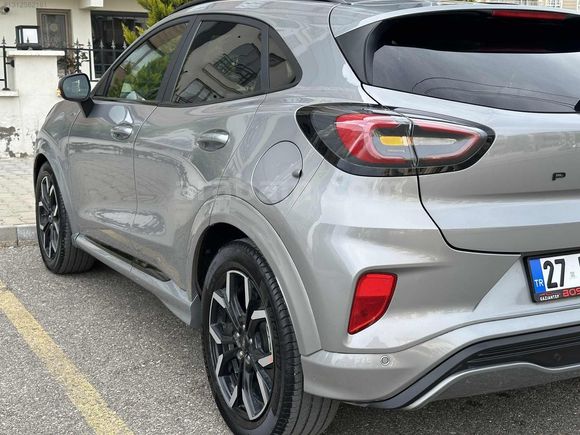 FORD PUMA HATASIZ 2021 MART ÇIKŞLI SERVİS BAKIMLI