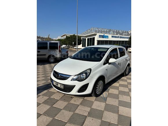 TEMİZ AİLE ARACI  MASRAFSIZ OPEL CORSA 1.3 CDTİ 2013