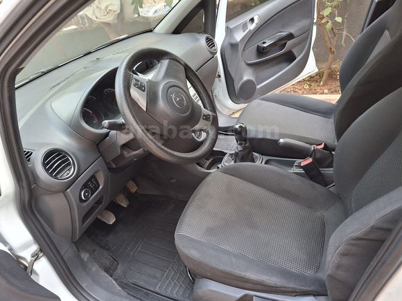 TEMİZ AİLE ARACI  MASRAFSIZ OPEL CORSA 1.3 CDTİ 2013