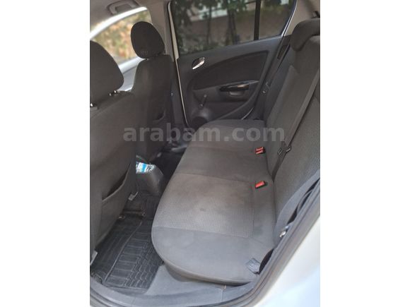 TEMİZ AİLE ARACI  MASRAFSIZ OPEL CORSA 1.3 CDTİ 2013