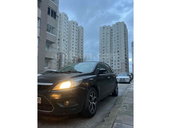 Sahibinden Ford Focus 1.6 Titanium 2011 Model  205.000 km Gri (titanyum TÜRKİYENİN EN UCUZU )
