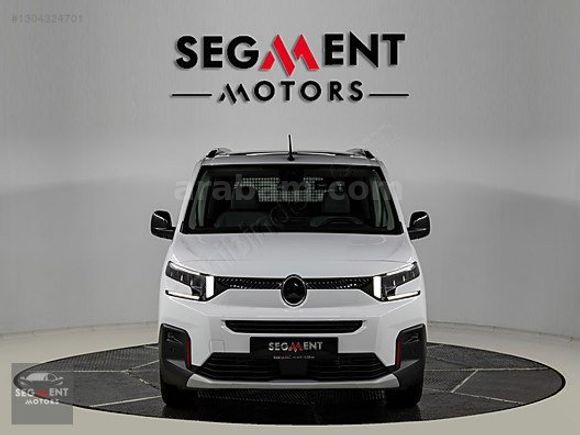 SEGMENT'den 2025/BERLİNGO/XTR/CAM TAVAN/FULL DONANIM/%20FATURALI