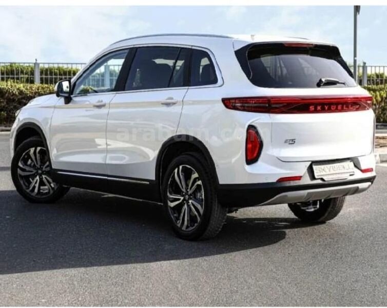 Sahibinden Skywell ET5 Legend 2023 Model İstanbul 60.000 km Beyaz