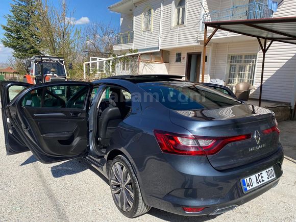 Sahibinden Renault Megane 1.5 Blue DCI Icon 2021 Model